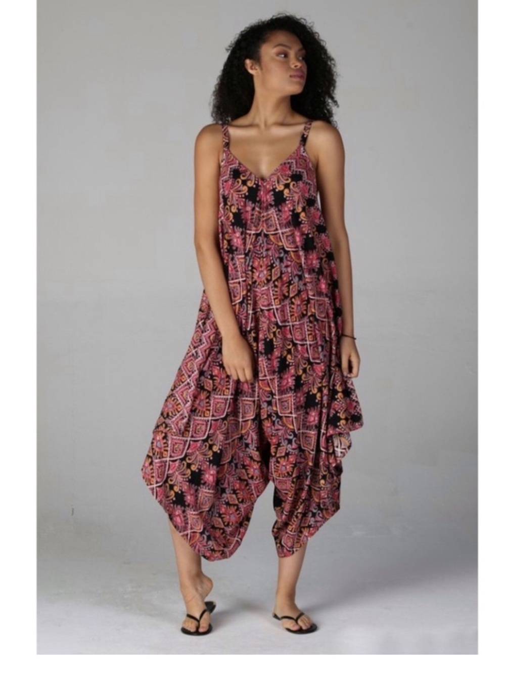 ANGIE Batik Print V Neck Sleeveless Slouchy Harem Jumpsuit Cropped
Size M